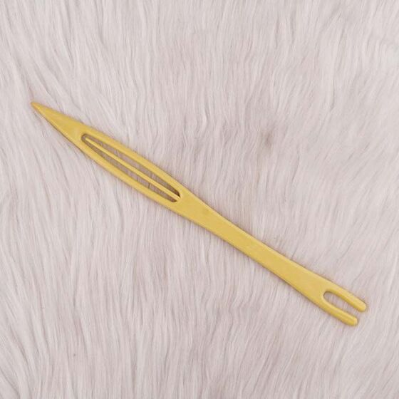 NET NET KNITTING SHUTTLE NEEDLE 23 CM.