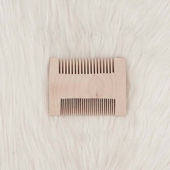 MACROM Comb 7 8 X 6 CM