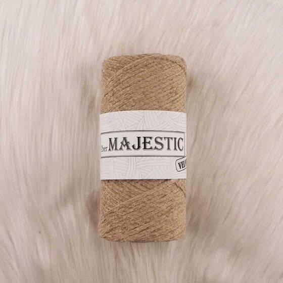 MAJESTİC VELVET KADİFE GÖRÜNÜMLÜ KOYU BEJ MAKROME İPİ 200 GR