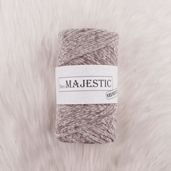 MAJESTİC VELVET XL KADİFE GÖRÜNÜMLÜ AÇIK VİZON MAKROME İPİ 250 GR