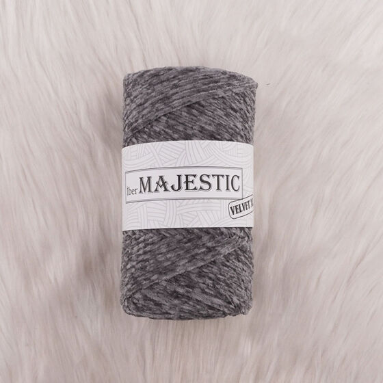 MAJESTİC VELVET XL KADİFE GÖRÜNÜMLÜ KOYU GRİ MAKROME İPİ 250 GR