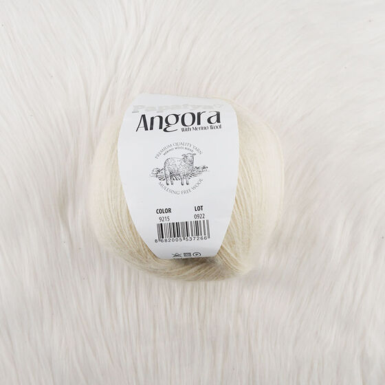 PAPATYA ANGORA EL ÖRGÜ İPİ 100 GR. 550 MT.