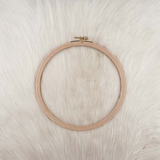 SIRIN SCREW WOOD EMBROIDERY HOOP 8 MM.NO:6 DIAMETER:23 CM